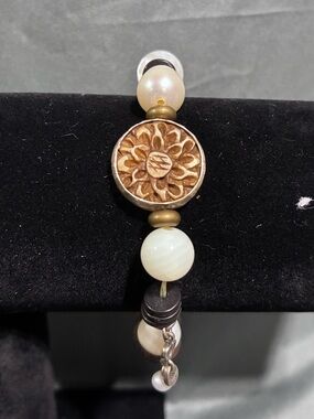 Silpada Brown & Cream Floral Bead Bracelet
